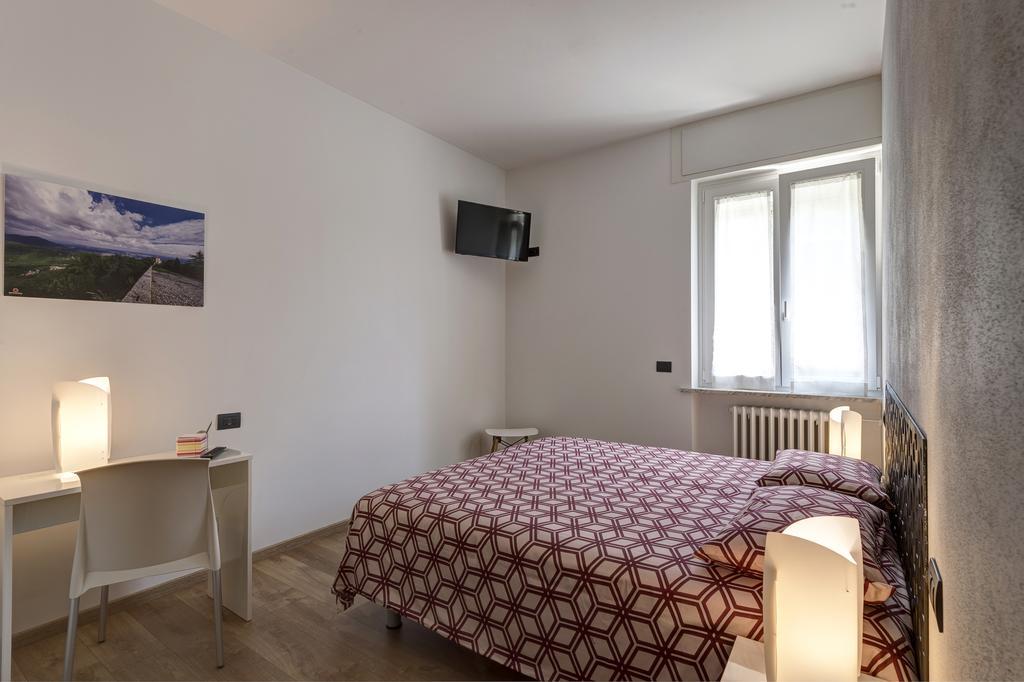 B&B Villa Giuli Βαρέζε Εξωτερικό φωτογραφία